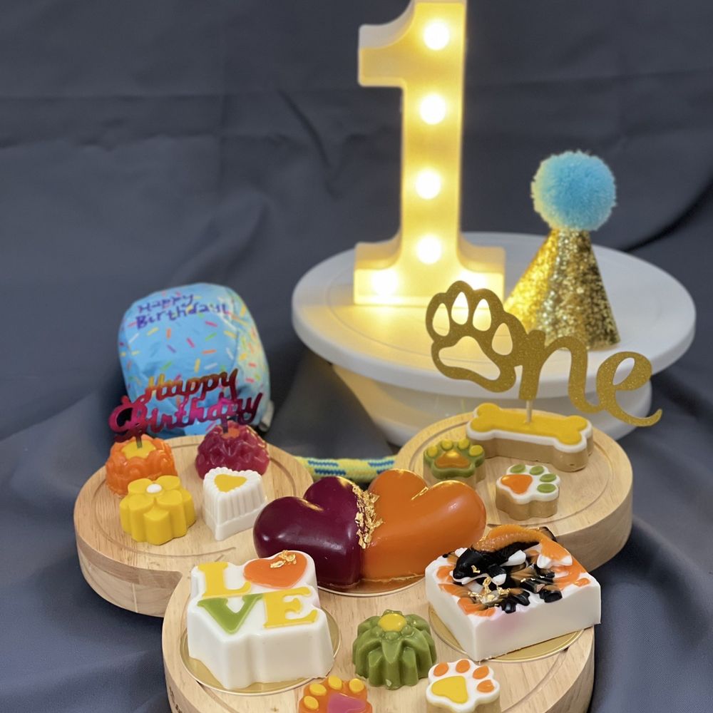 Mishka - Assortment of incredible cakes and flavors. - Pet Stores Near Me - San Francisco, California