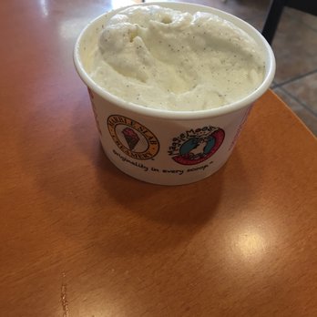 Marble Slab Creamery - A small vanilla bean. Pretty good - Ice Cream & Frozen Yogurt Near Me - Stafford, Texas
