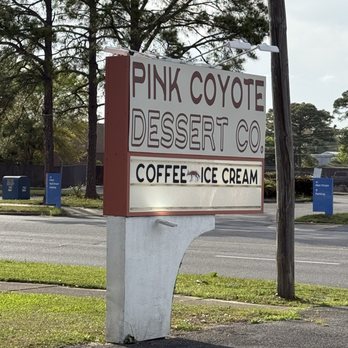 Pink Coyote Dessert - Ice Cream & Frozen Yogurt Near Me - Fort Walton Beach, Florida