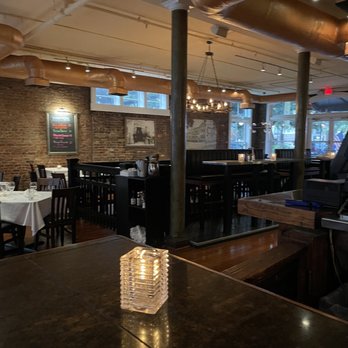 Belford's Savannah - Steakhouses Near Me - Savannah, Georgia