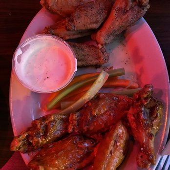 Rocco's Pub - 10 wings 1/2 chipotle and 1/2 lemon pepper - Sports Bars Near Me - Jasper, Georgia