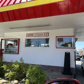 In-N-Out Burger - Drive thru - Burgers Near Me - Diamond Bar, California In-N-Out Burger - Drive thru - Burgers Near Me - Diamond Bar, California
