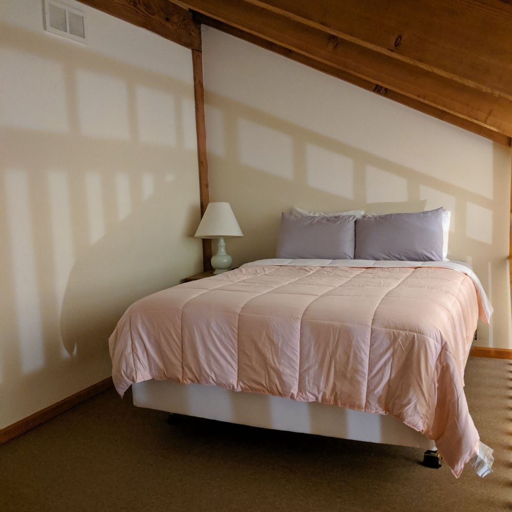 Himalayan Institute - Queen bed in cottage - Yoga Near Me - Honesdale, Pennsylvania