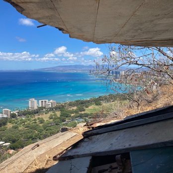 Diamond Head State Monument - Parks Near Me - Honolulu, Hawaii
