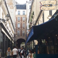 Flavors of Paris - Beautiful neighborhoods within Paris!