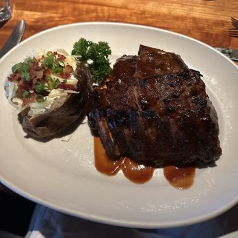 Houston's Restaurant - Ribs and loaded baked potato - New American Near Me - North Miami Beach, Florida Houston's Restaurant - Ribs and loaded baked potato - New American Near Me - North Miami Beach, Florida