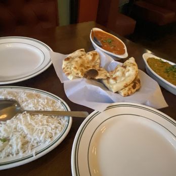 Maharani India Restaurant - Chicken tikka masala and baighan barta - Indian Near Me - Elk Grove, California