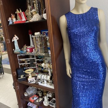 Vintage Treasures - I see many things I want in this one photo. - Used, Vintage & Consignment Near Me - Fort Worth, Texas Vintage Treasures - I see many things I want in this one photo. - Used, Vintage & Consignment Near Me - Fort Worth, Texas