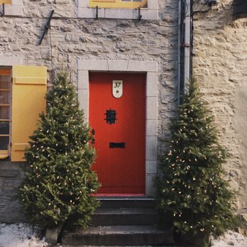 Quartier Petit Champlain - Shopping Centers Near Me - Quebec City, Quebec
