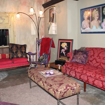 Downtown Studio - Hair Salons Near Me - Rosenberg, Texas