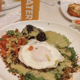 Quinoa bowl