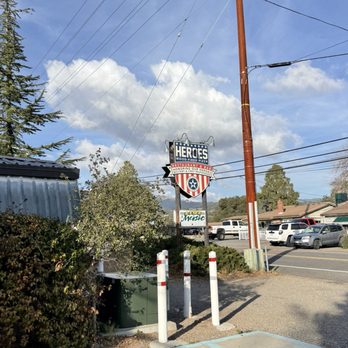 Heroes Wood-Fired Pizza - Sign - American Near Me - Santa Ysabel, California