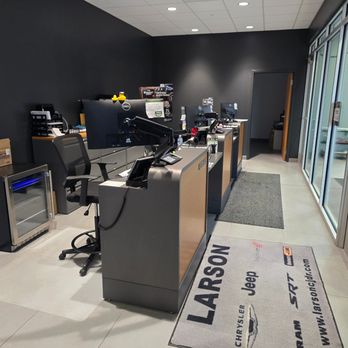 Larson Jeep - Car Dealers Near Me - Puyallup, Washington Larson Jeep - Car Dealers Near Me - Puyallup, Washington