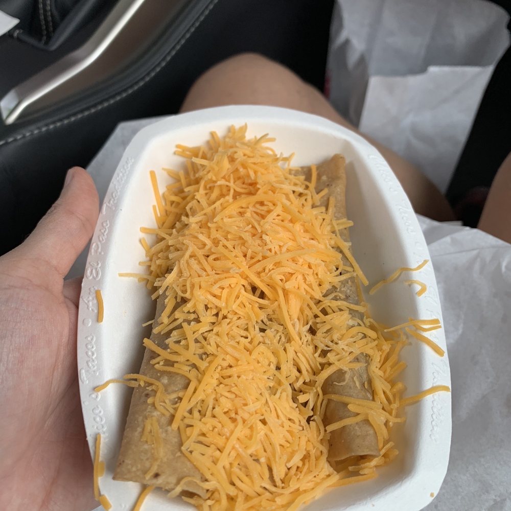 Chico's Tacos - Chico's double tacos before sauce - Mexican Near Me - El Paso, Texas Chico's Tacos - Chico's double tacos before sauce - Mexican Near Me - El Paso, Texas