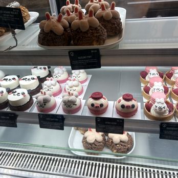 Bibble And Sip - Desserts Near Me - New York, New York