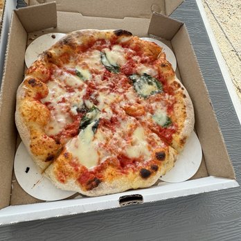 Scot’s Pizza - Margarita Pizza... to die for! My absolute favorite. - Pizza Near Me - Burnet, Texas
