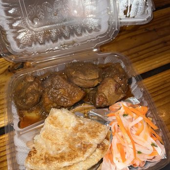 Burmese Delight - 3. Chicken & Potato Curry with Paratha (Indian Flatbread) - Food Trucks Near Me - Portland, Oregon Burmese Delight - 3. Chicken & Potato Curry with Paratha (Indian Flatbread) - Food Trucks Near Me - Portland, Oregon