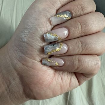 Blush Hour Nails & Spa - Birthday nails, gold foil and marble by Nia! - Nail Salons Near Me - San Diego, California Blush Hour Nails & Spa - Birthday nails, gold foil and marble by Nia! - Nail Salons Near Me - San Diego, California
