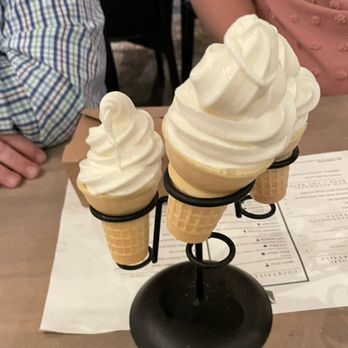 Lynette - Ice cream for dessert! - Beer Bar Near Me - Minneapolis, Minnesota