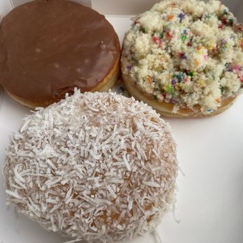 Beechwood Doughnuts - Donuts Near Me - Saint Catharines, Ontario