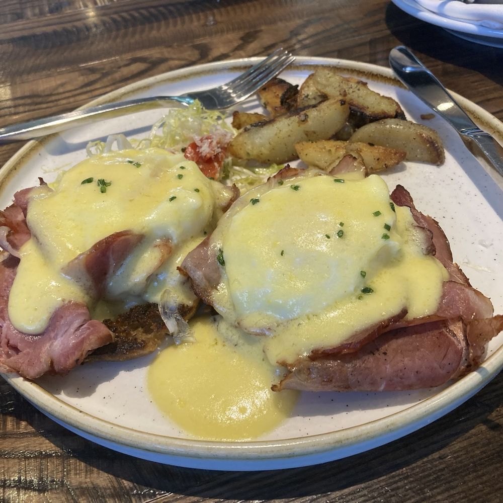 Powder - Eggs Benedict - New American Near Me - Park City, Utah Powder - Eggs Benedict - New American Near Me - Park City, Utah