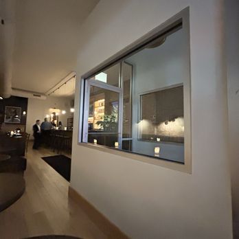Ox Bar & Hearth - New American Near Me - Chicago, Illinois