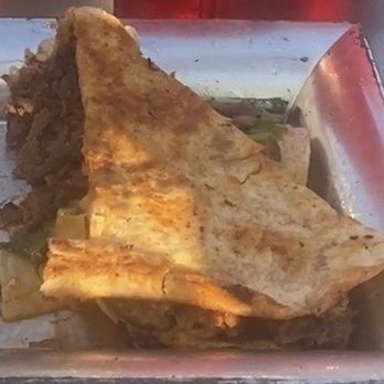 Tre Jolie Cafe - Streak Quesadilla - Cafes Near Me - Brooklyn, New York