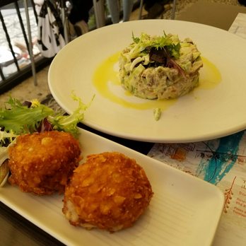 Carmela - Serrano ham croquettes, Shrimp and avocado salad - Spanish Near Me - Granada, GR