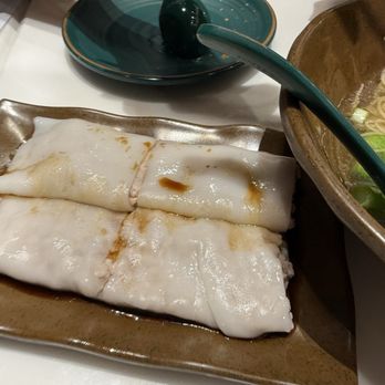 King’s Kitchen - Pork rice noodle - Cantonese Near Me - Flushing, New York