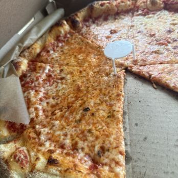 Flippers Pizza - Large cheese - Pizza Near Me - Tampa, Florida Flippers Pizza - Large cheese - Pizza Near Me - Tampa, Florida