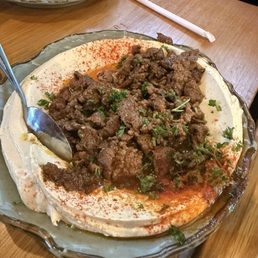 hummus with meat hummus with meat