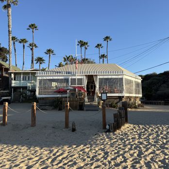The Beachcomber - View of Beachcomber Cafe from the beach - Seafood Near Me - Newport Beach, California