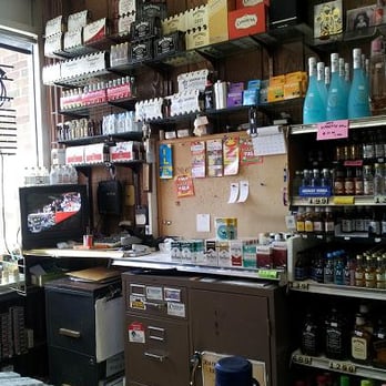 Packy's Wine & Liquor's - a view of a liquor shop - Beer, Wine & Spirits Near Me - Des Plaines, Illinois Packy's Wine & Liquor's - a view of a liquor shop - Beer, Wine & Spirits Near Me - Des Plaines, Illinois