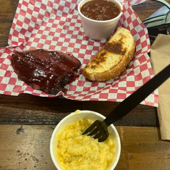 Ray's BBQ - 1 Meat Lunch Plate - Barbeque Near Me - Moore, Oklahoma Ray's BBQ - 1 Meat Lunch Plate - Barbeque Near Me - Moore, Oklahoma