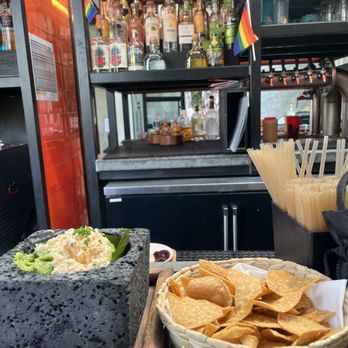 LMNO - Crab guacamole - Mexican Near Me - Philadelphia, Pennsylvania