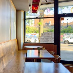 Seichou Ramen - Inside