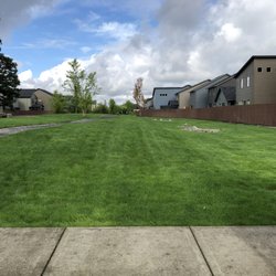 PNW Landscaping - Park-like settings in a wonderful HOA
