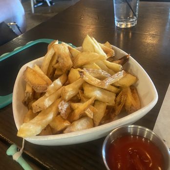 Market North End - Fries - Bars Near Me - Birmingham, Michigan Market North End - Fries - Bars Near Me - Birmingham, Michigan