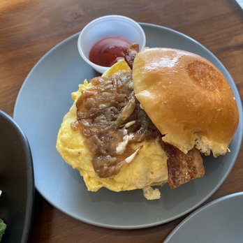 Belly Cake - BEC brioche - Pancakes Near Me - Bayside, New York Belly Cake - BEC brioche - Pancakes Near Me - Bayside, New York