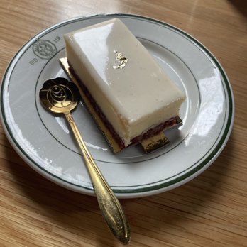 Gallery Bistro & Bar - Vanilla bean cheesecake - Bars Near Me - Indianapolis, Indiana Gallery Bistro & Bar - Vanilla bean cheesecake - Bars Near Me - Indianapolis, Indiana
