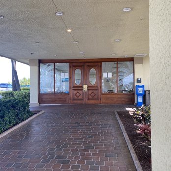 Shuckers - Entrance - Seafood Near Me - Jensen Beach, Florida Shuckers - Entrance - Seafood Near Me - Jensen Beach, Florida