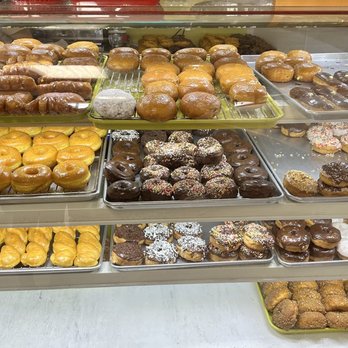 Friendly Donut House - Donuts Near Me - Henderson, Nevada
