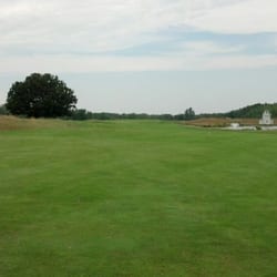Beeches Golf Club - The eighteenth hole.
