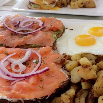 Toast on First - The Santa Barbara with sunny side up eggs and house potatoes - Coffee & Tea Near Me - Whittier, California Toast on First - The Santa Barbara with sunny side up eggs and house potatoes - Coffee & Tea Near Me - Whittier, California