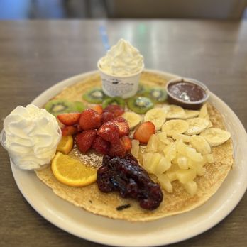 De Carrousel Pannenkoeken - Carrousel Pancake (~€16) with Nutella (~€2) - Creperies Near Me - Amsterdam, New Hampshire