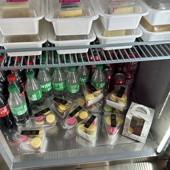Chilly Bubbles And Co Cafe - Cheesecake and macaroons - Bubble Tea Near Me - Maitland, Florida