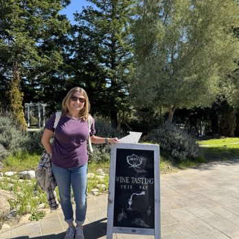 Moose Mountain Vineyards - Wineries Near Me - San Martin, California