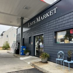 Livi’s Market - Exterior