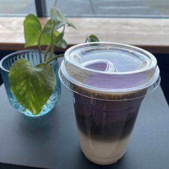 Off Grids Common - Ube hojicha - Internet Cafes Near Me - Queens, New York