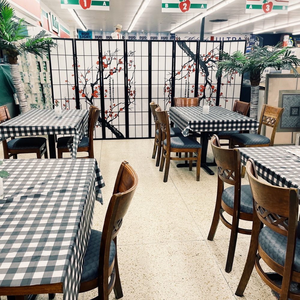 Carlton's Market - the dining area of the restaurant - Grocery Near Me - El Monte, California Carlton's Market - the dining area of the restaurant - Grocery Near Me - El Monte, California